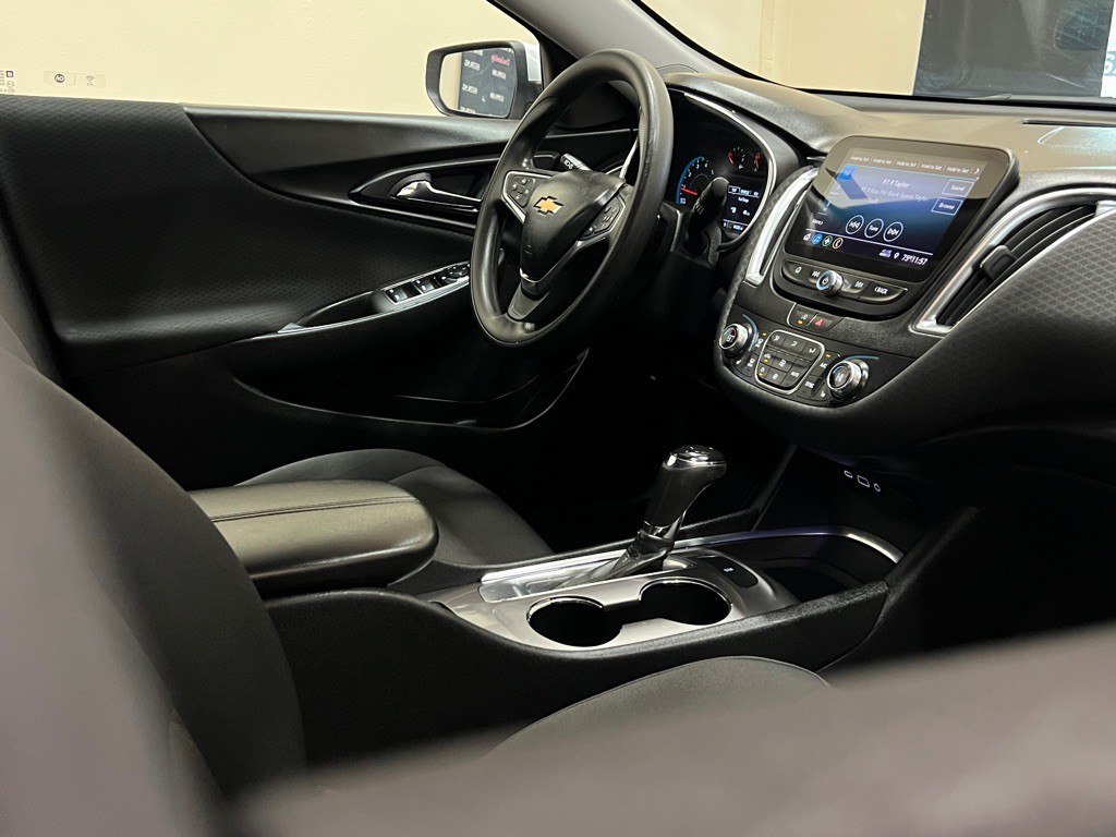 2020 Chevrolet Malibu Image 17