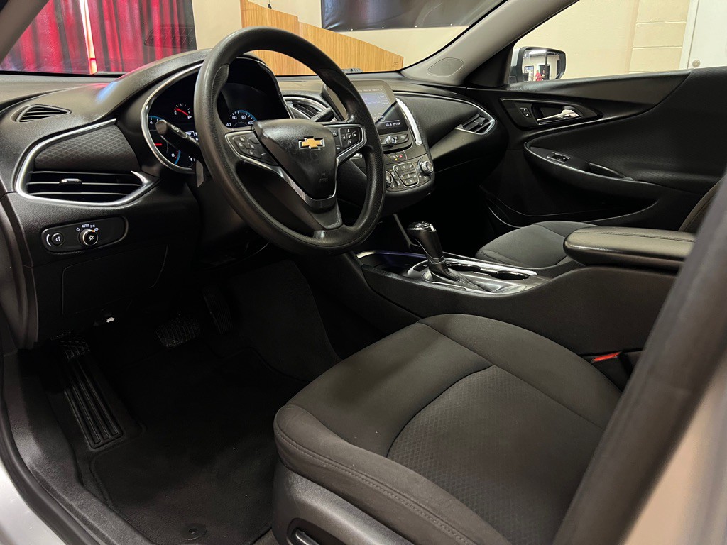 2020 Chevrolet Malibu Image 26