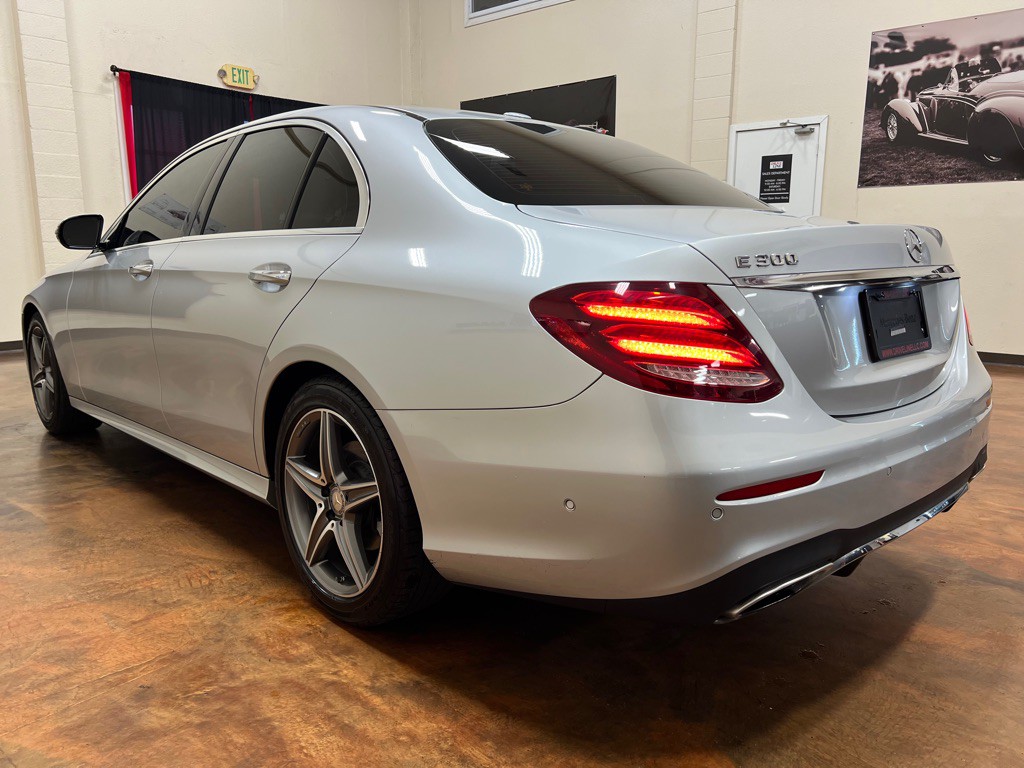 2017 Mercedes-Benz E-Class Image 7