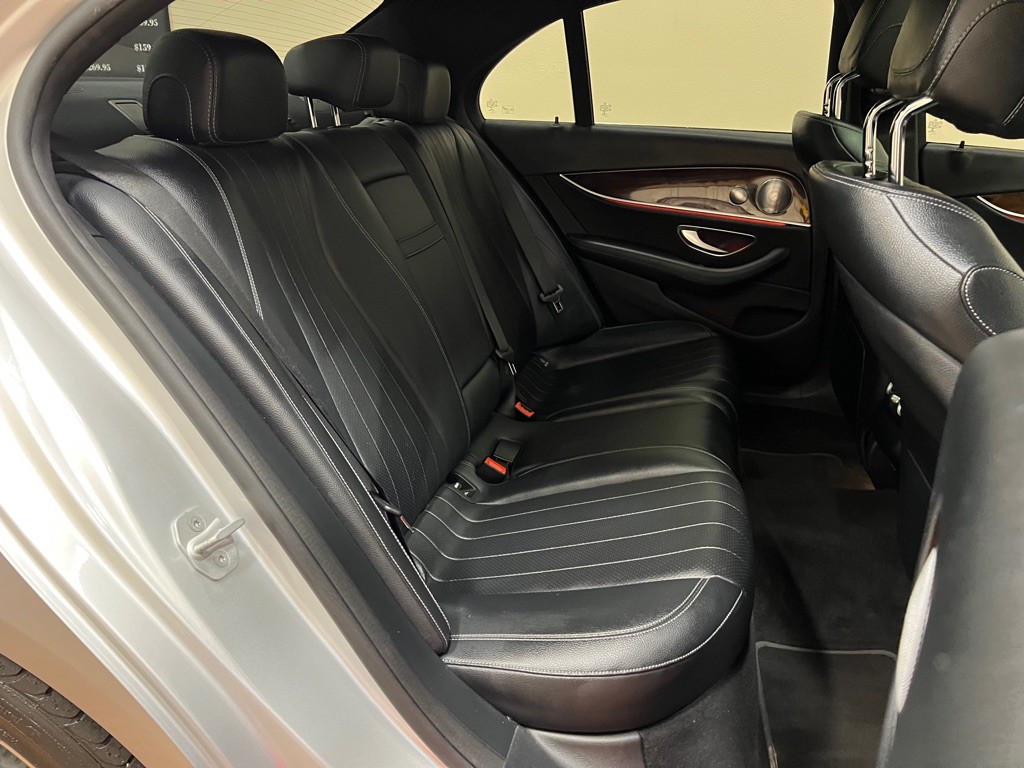2017 Mercedes-Benz E-Class Image 36