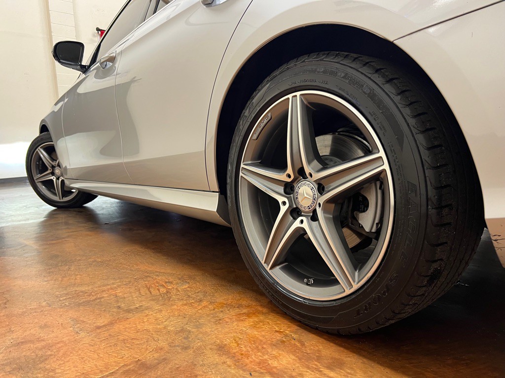 2017 Mercedes-Benz E-Class Image 42