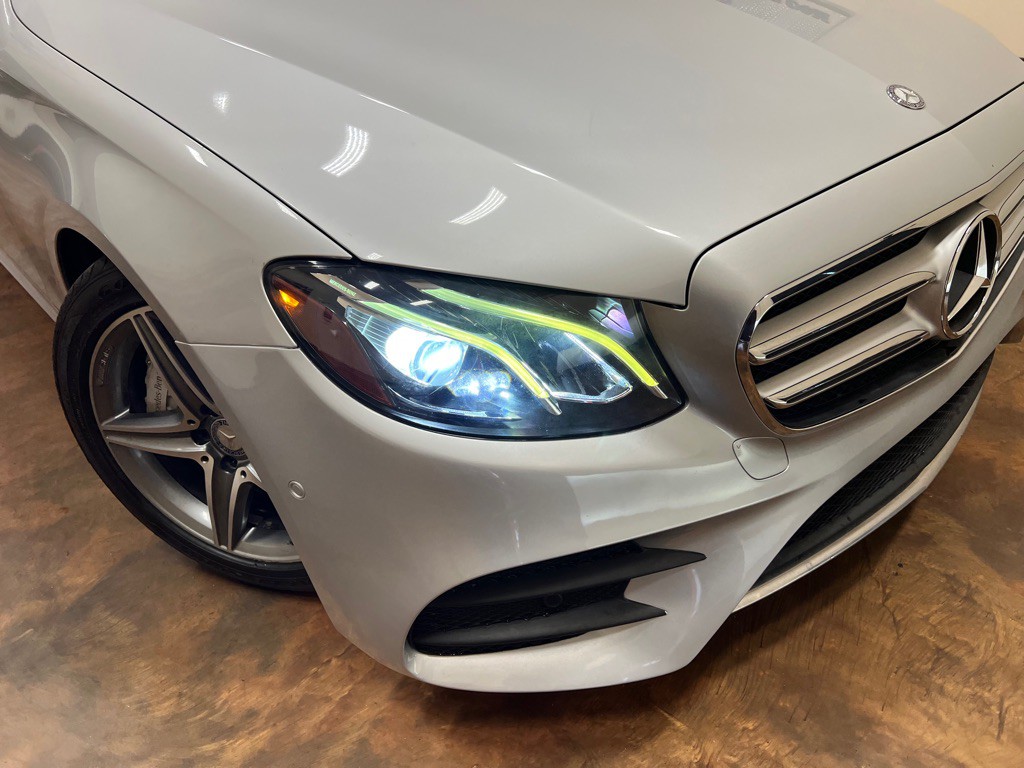 2017 Mercedes-Benz E-Class Image 43