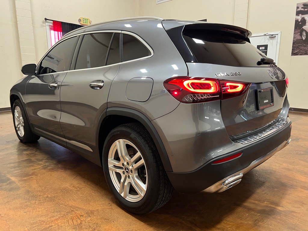 2021 Mercedes-Benz GLA-Class Image 7
