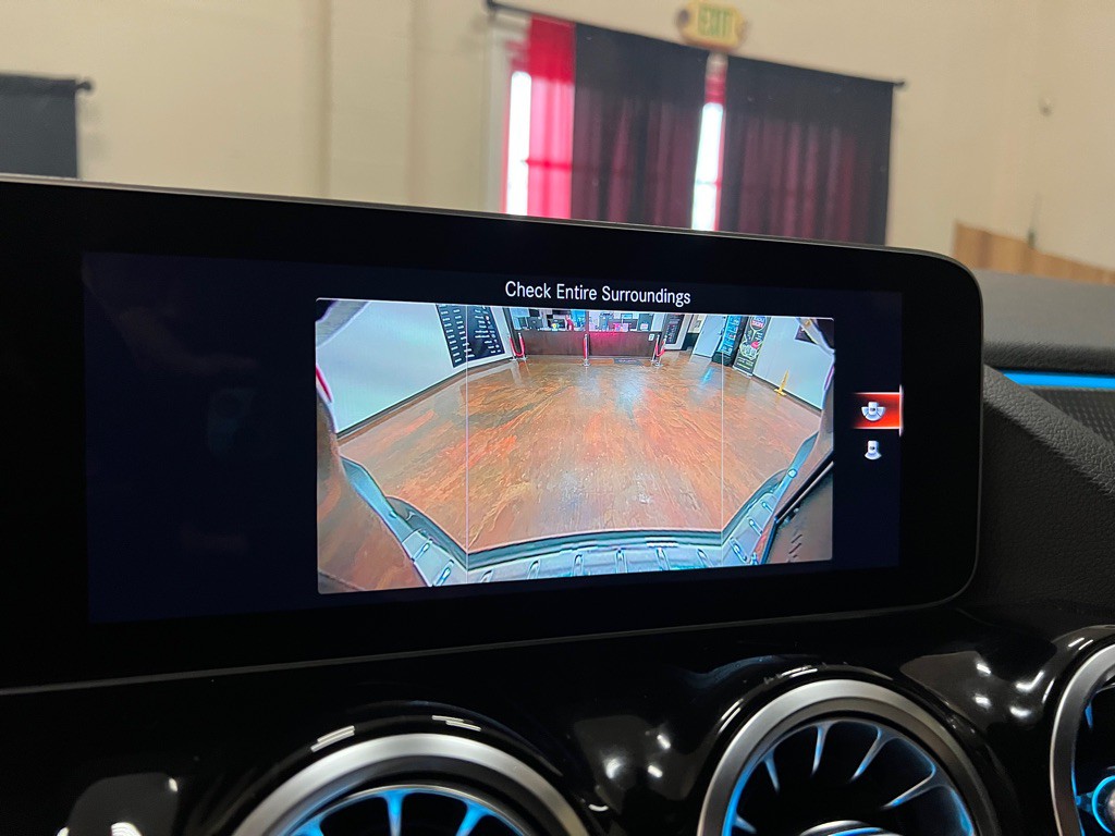 2021 Mercedes-Benz GLA-Class Image 28