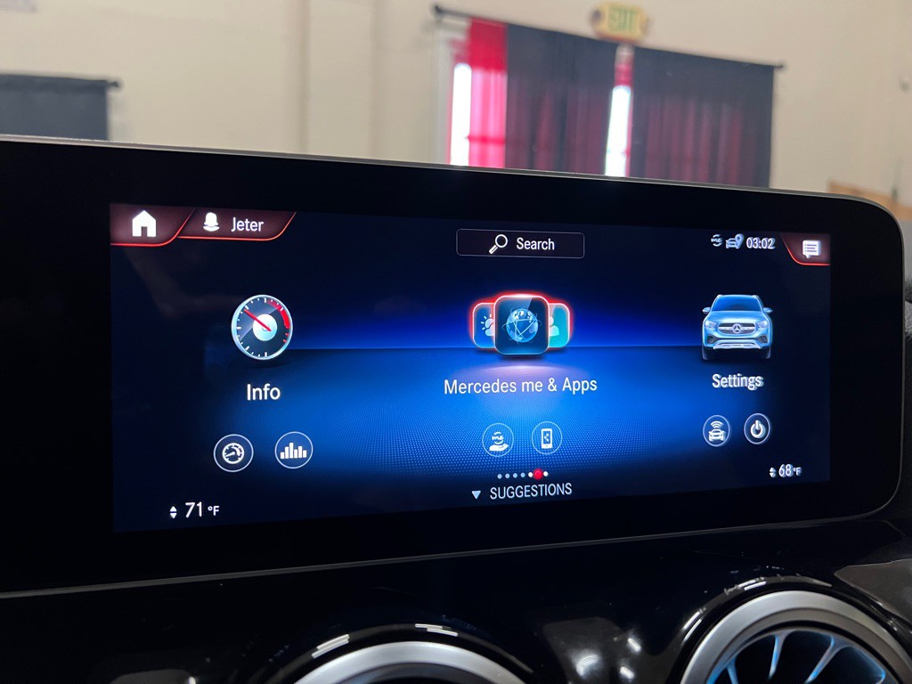 2021 Mercedes-Benz GLA-Class Image 30