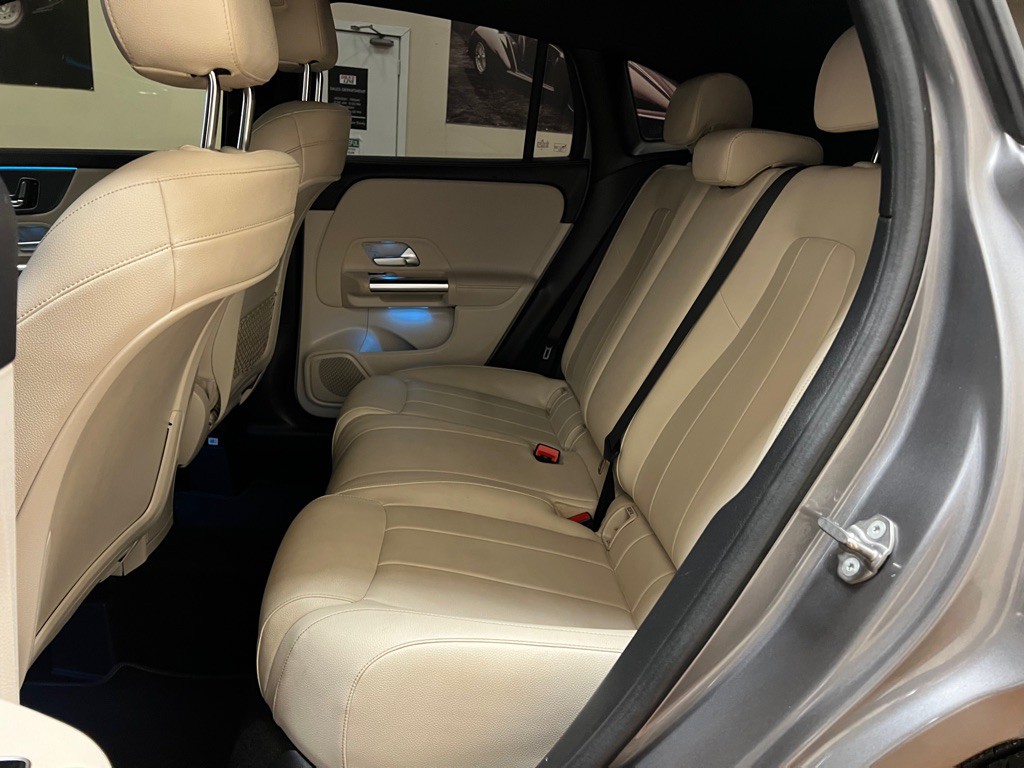 2021 Mercedes-Benz GLA-Class Image 37