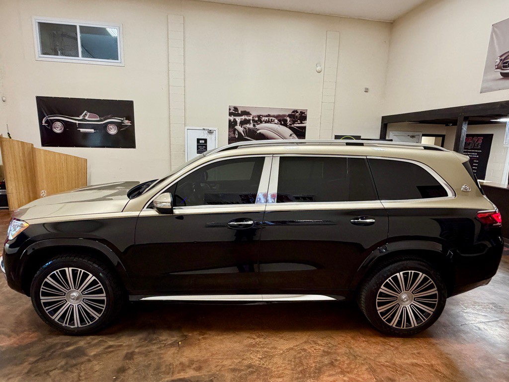 2023 Mercedes-Benz GLS-Class Image 17