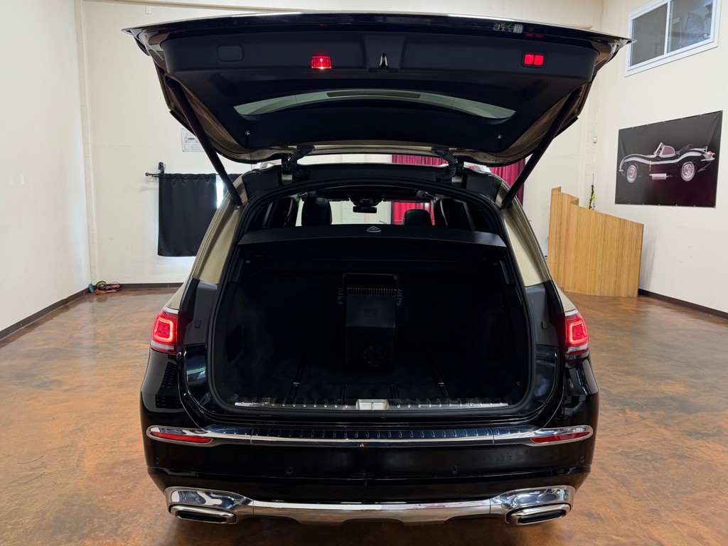 2023 Mercedes-Benz GLS-Class Image 21