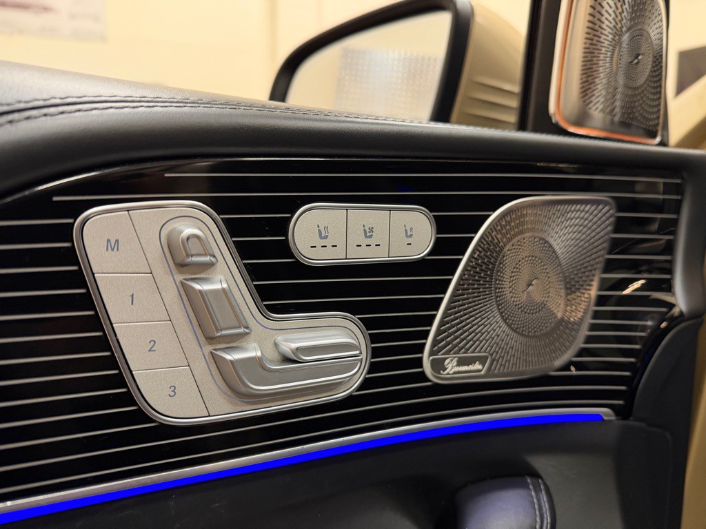2023 Mercedes-Benz GLS-Class Image 31