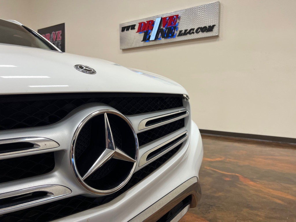2017 Mercedes-Benz GLC-Class Image 43