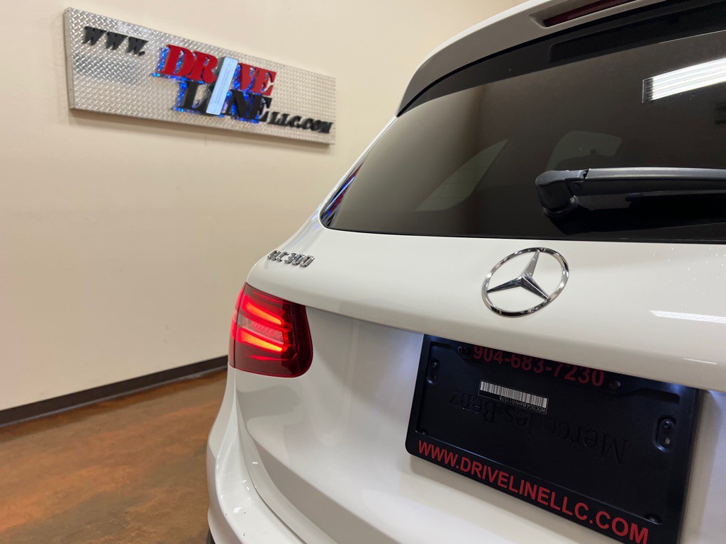 2017 Mercedes-Benz GLC-Class Image 44