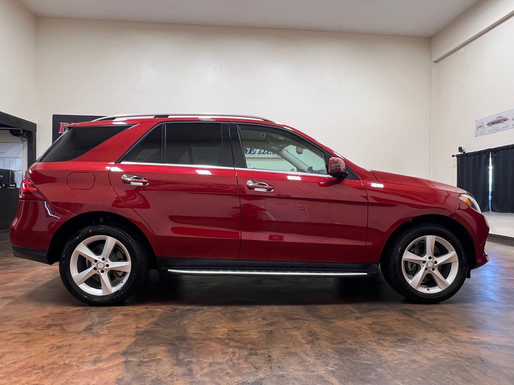 2016 Mercedes-Benz GLE-Class Image 10