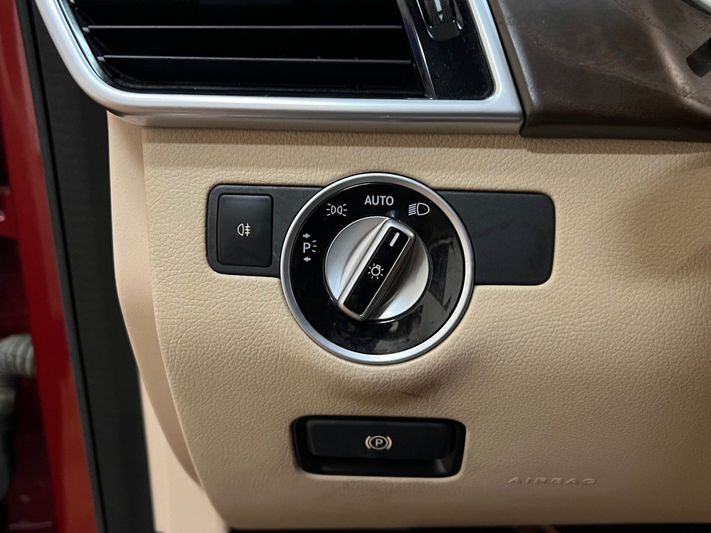 2016 Mercedes-Benz GLE-Class Image 21