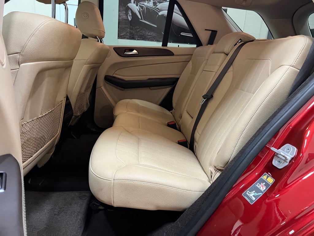 2016 Mercedes-Benz GLE-Class Image 31