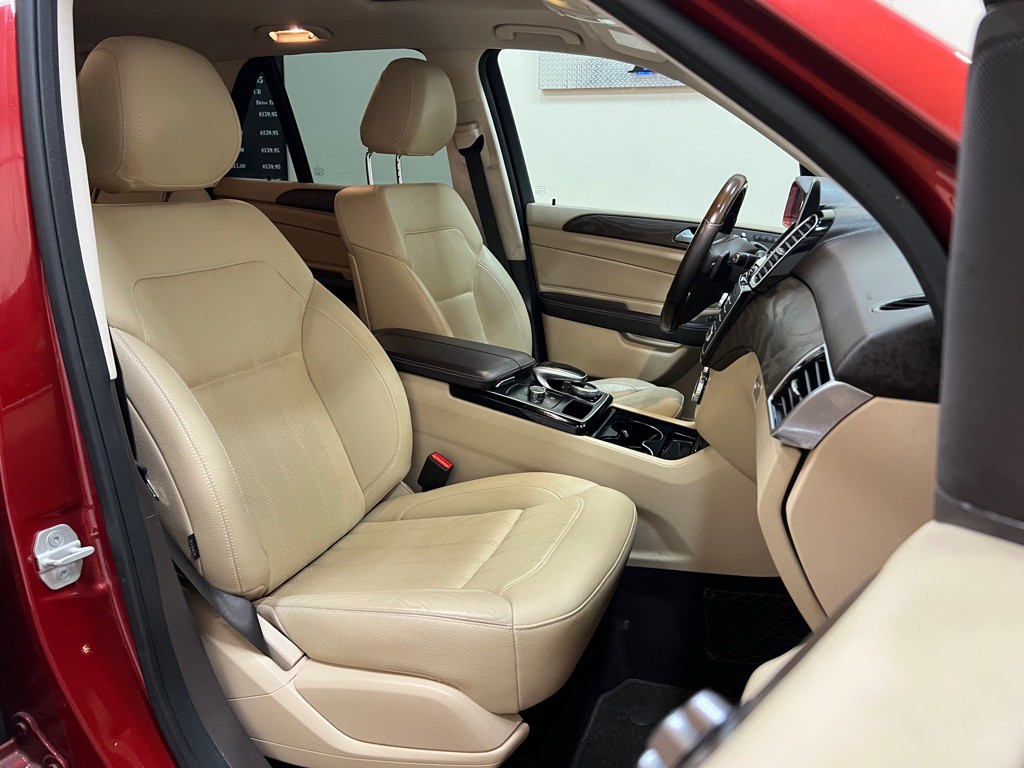 2016 Mercedes-Benz GLE-Class Image 34