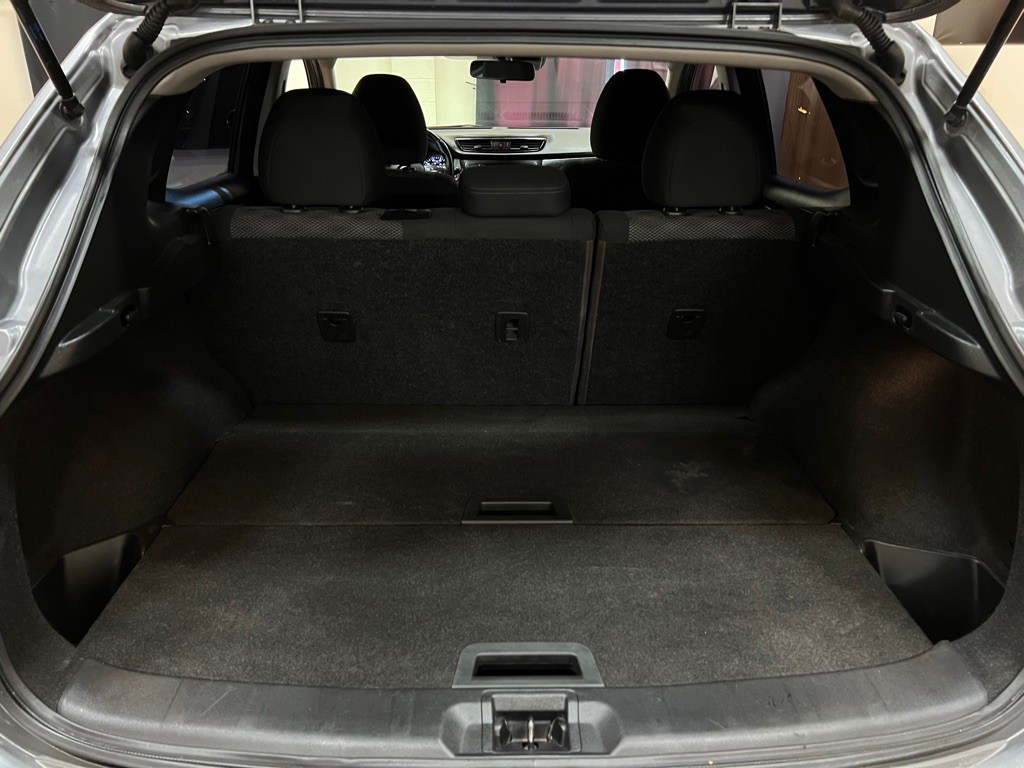 2019 Nissan Rogue Image 15