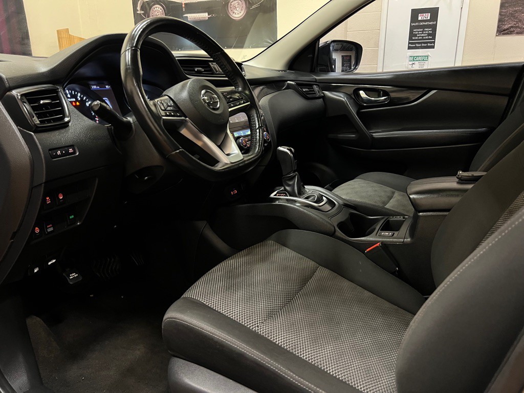 2019 Nissan Rogue Image 29