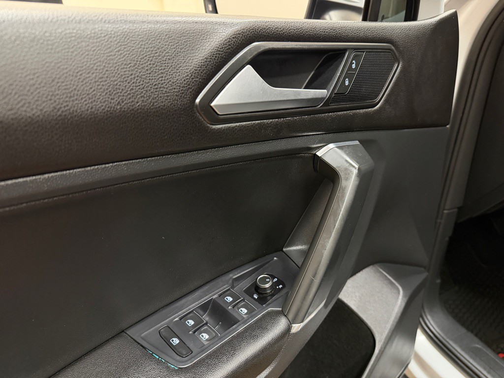 2018 Volkswagen Tiguan Image 20