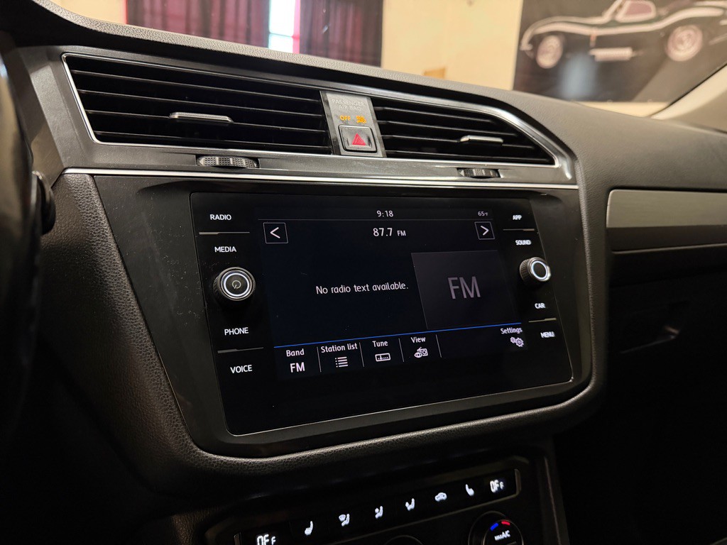2018 Volkswagen Tiguan Image 24