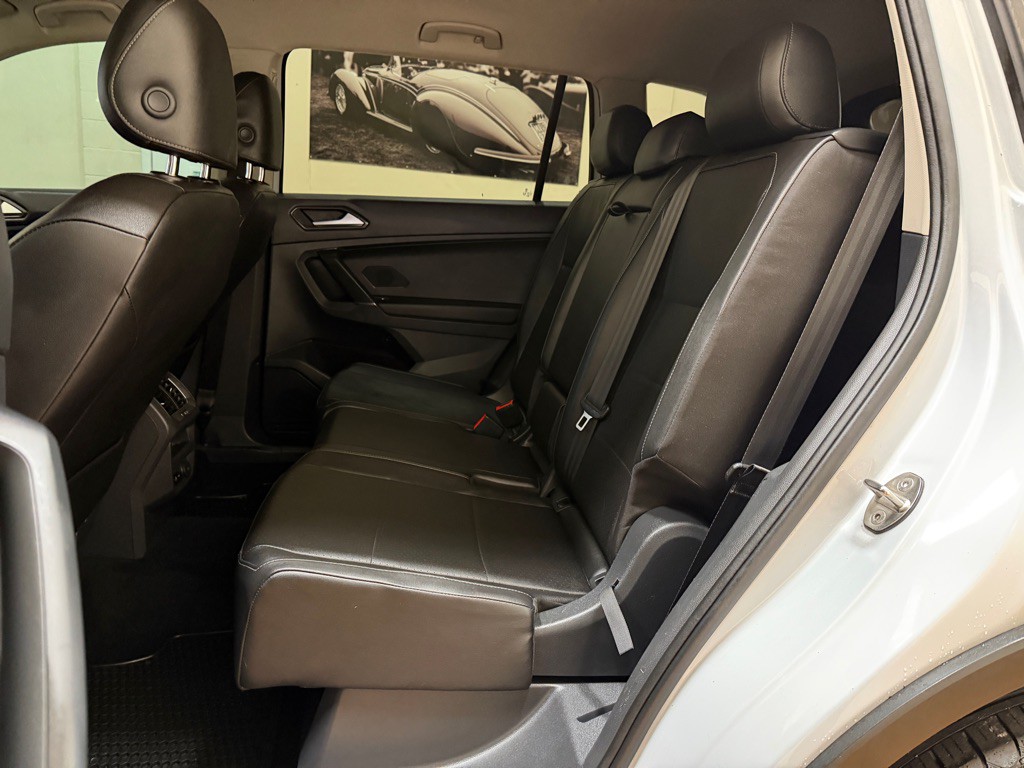 2018 Volkswagen Tiguan Image 32