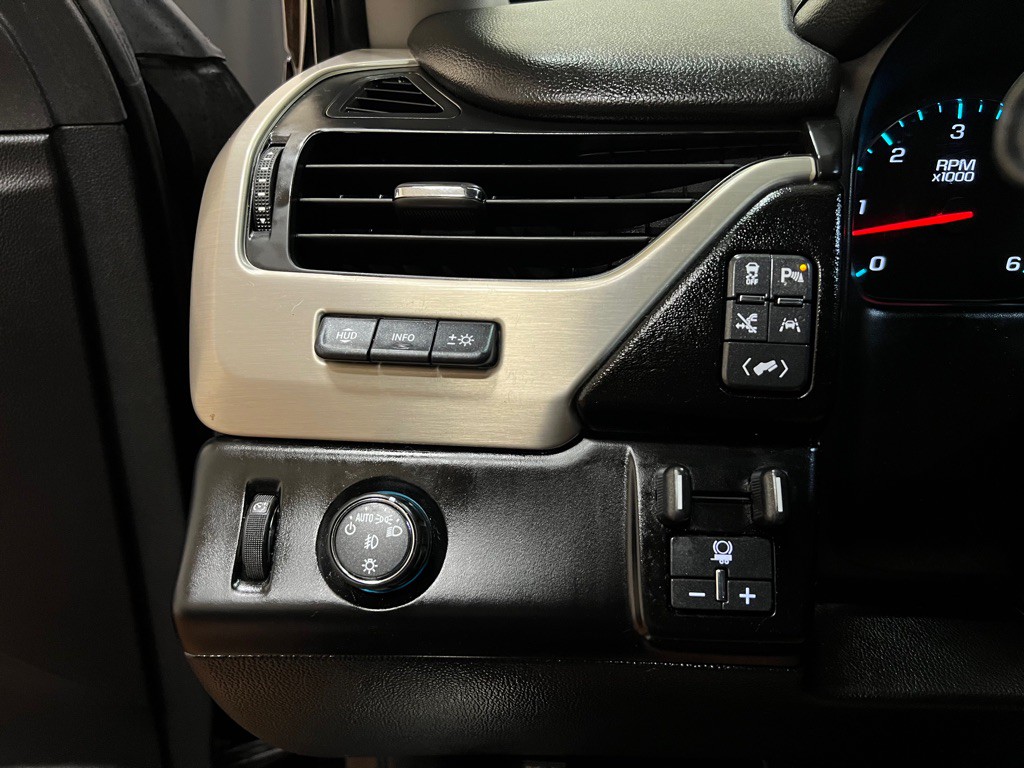 2020 GMC Yukon Image 25