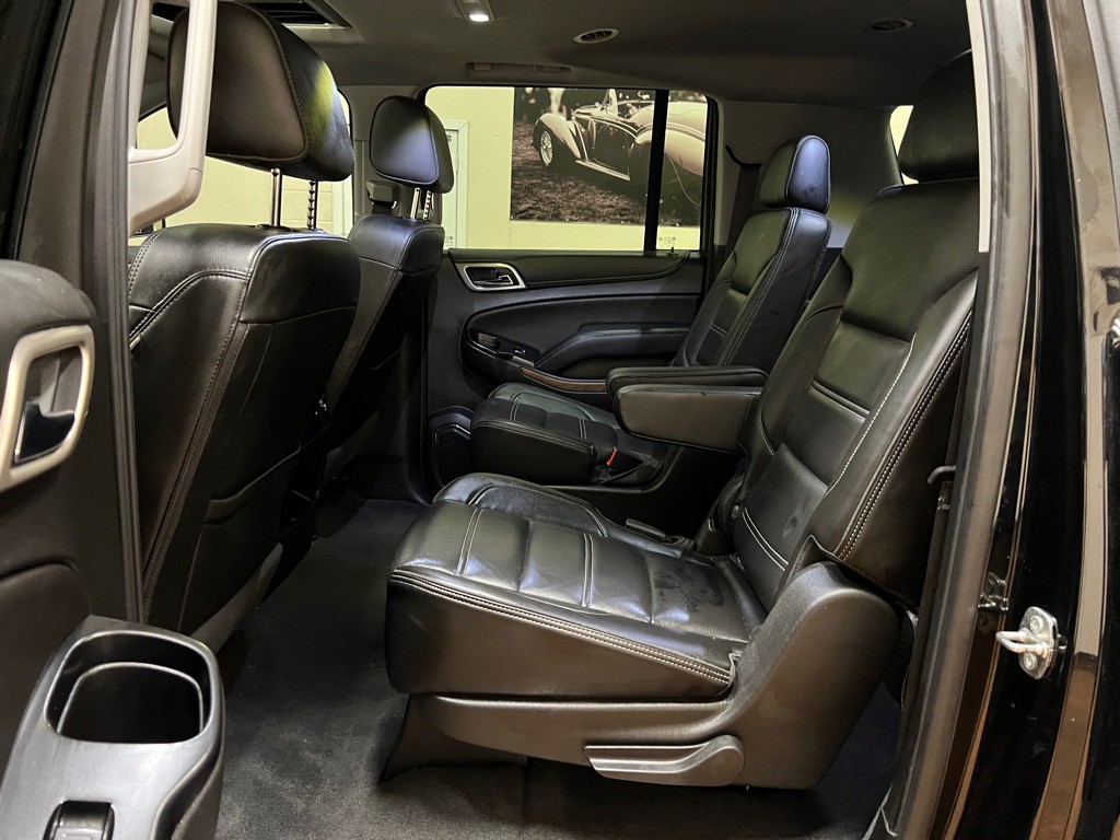 2020 GMC Yukon Image 40