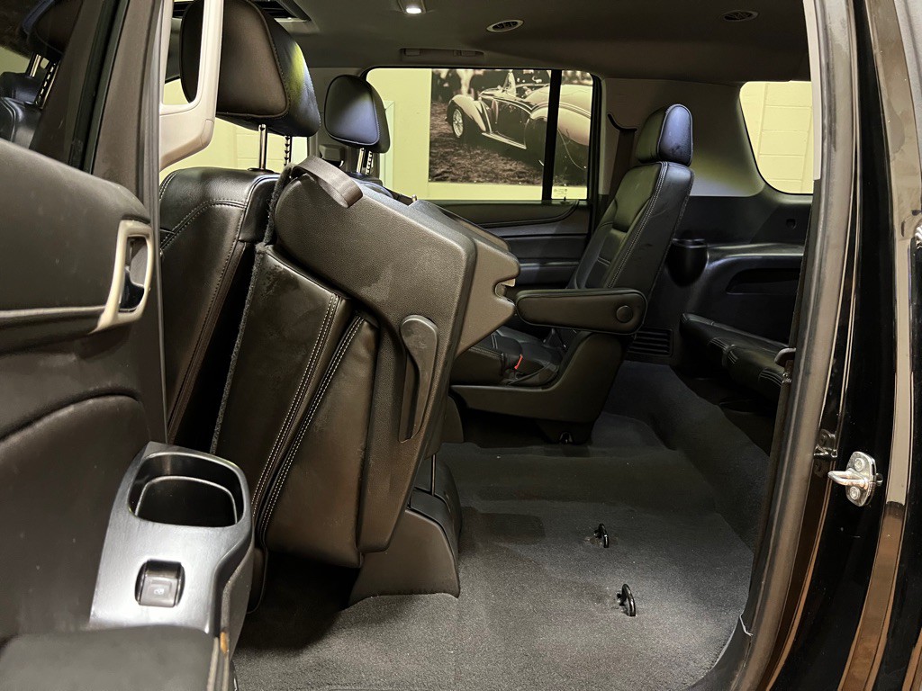 2020 GMC Yukon Image 42