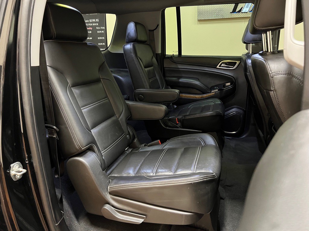 2020 GMC Yukon Image 46