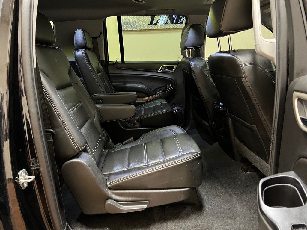 2020 GMC Yukon Image 47