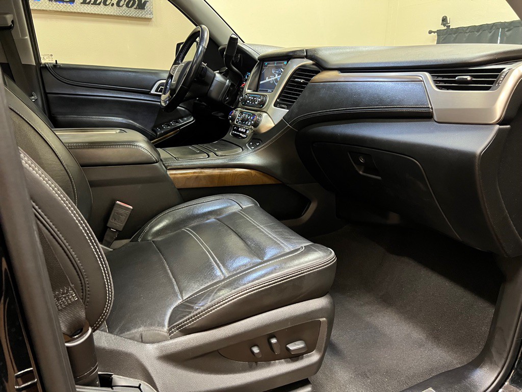 2020 GMC Yukon Image 50