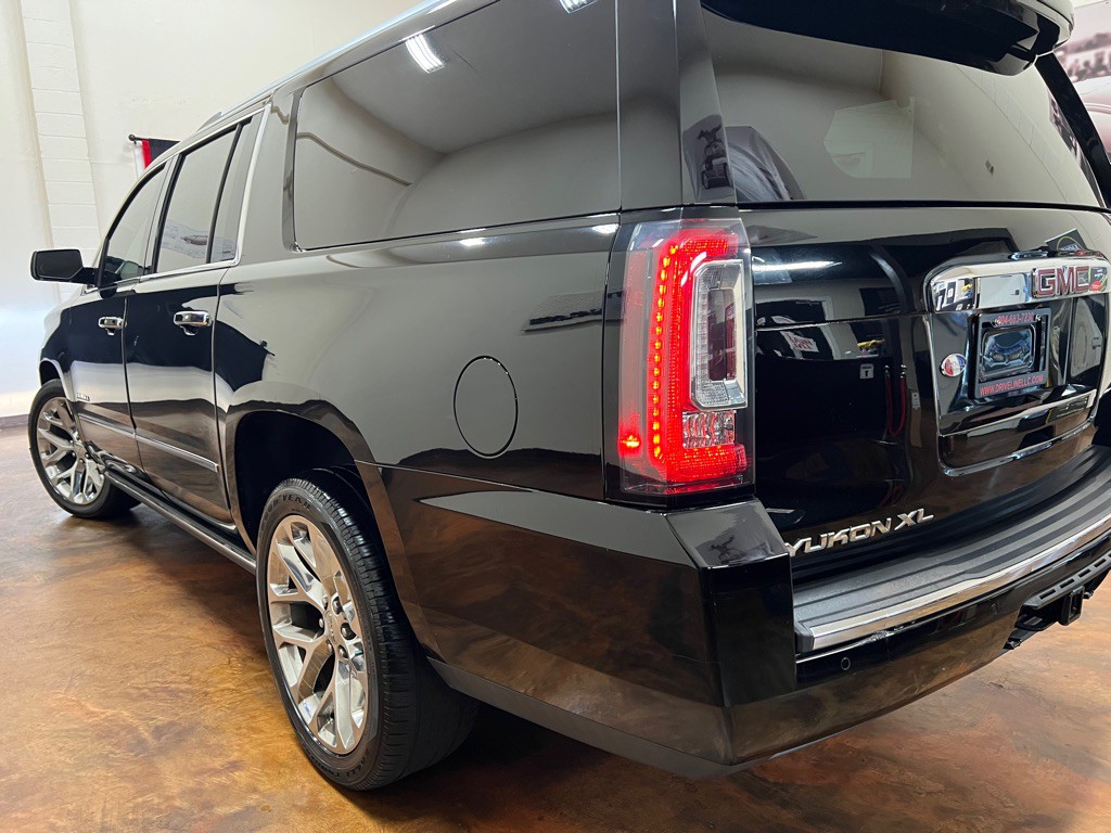 2020 GMC Yukon Image 52