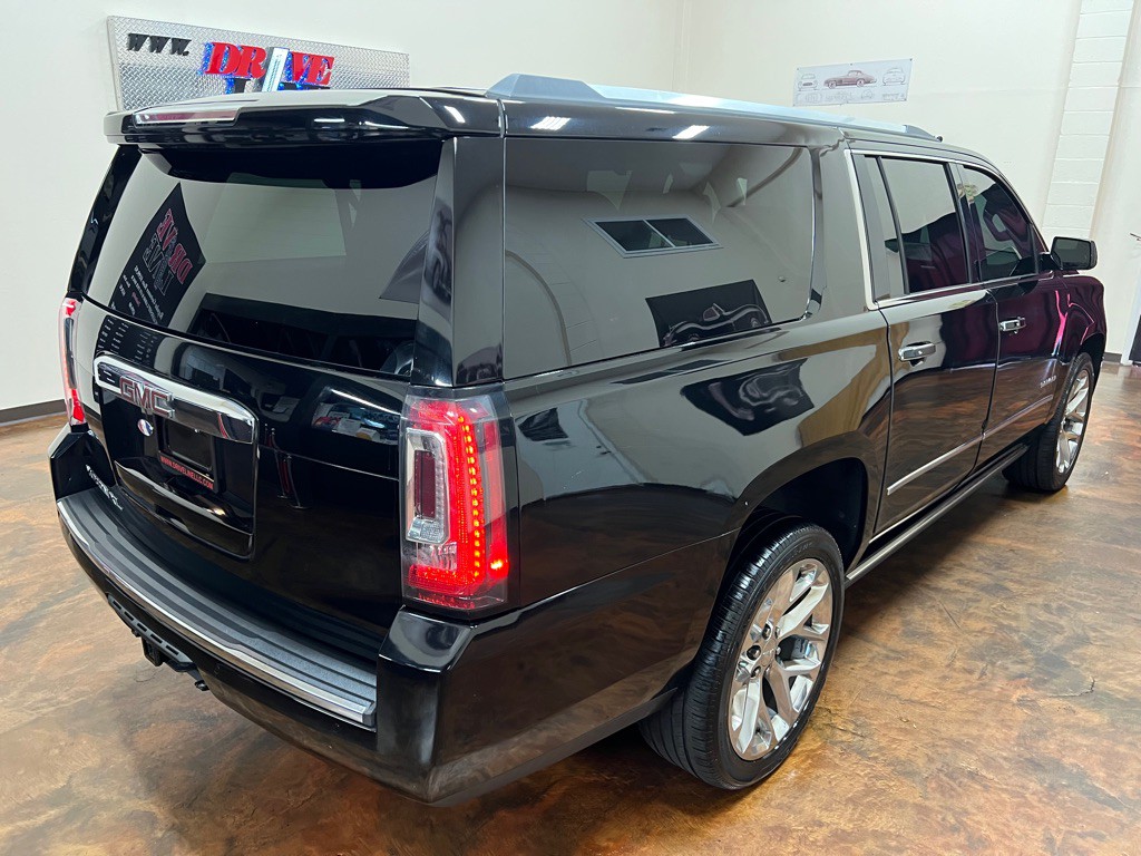2020 GMC Yukon Image 60