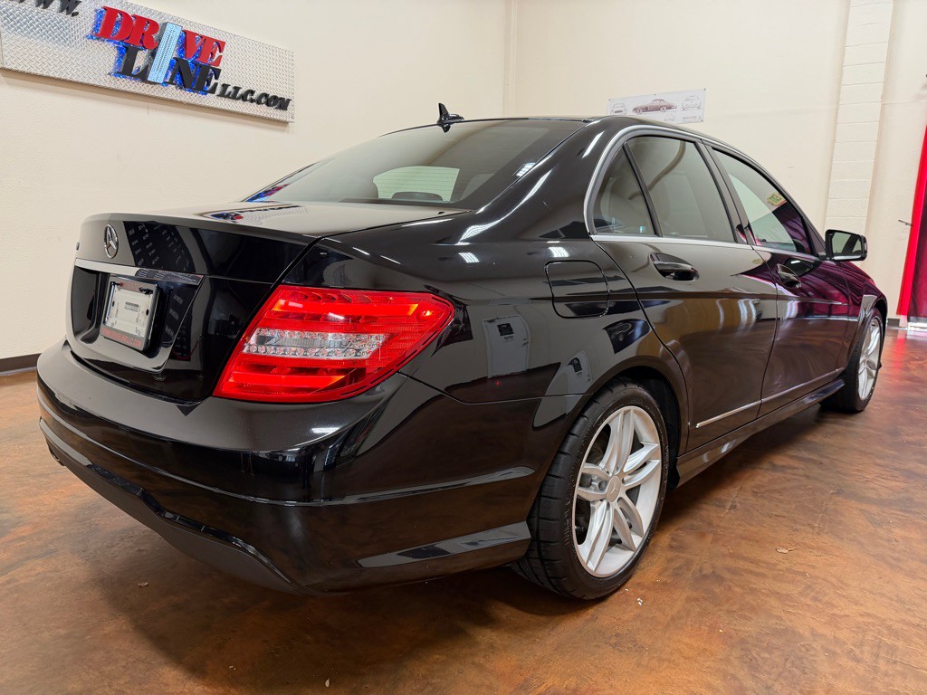 2014 Mercedes-Benz C-Class Image 9