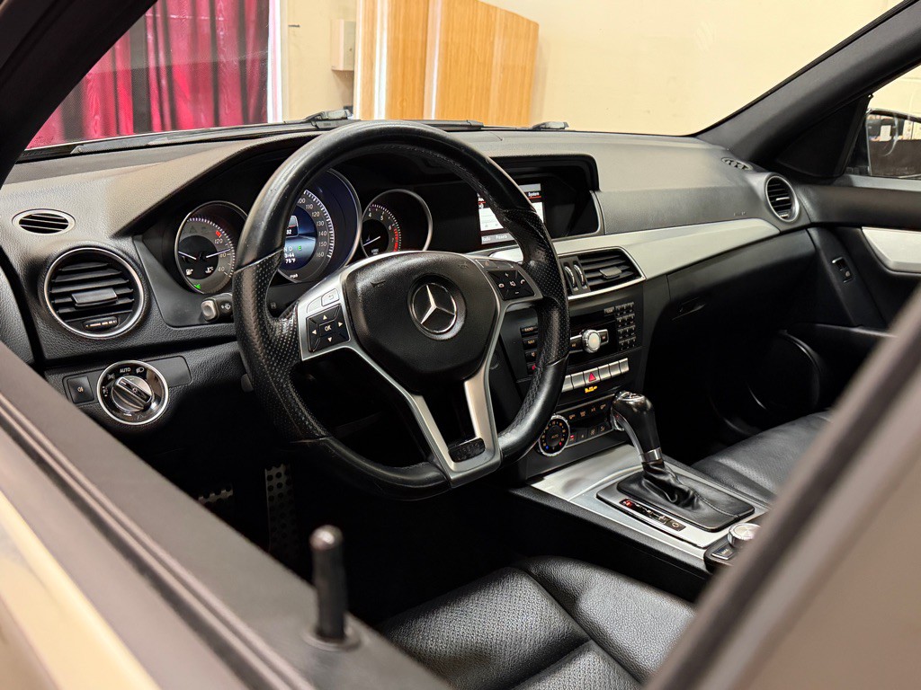 2014 Mercedes-Benz C-Class Image 15
