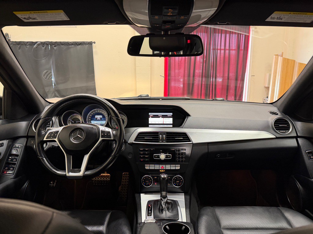 2014 Mercedes-Benz C-Class Image 16