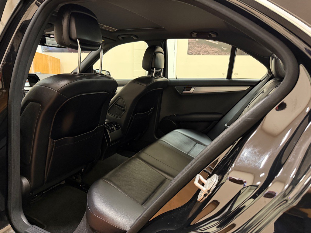 2014 Mercedes-Benz C-Class Image 28