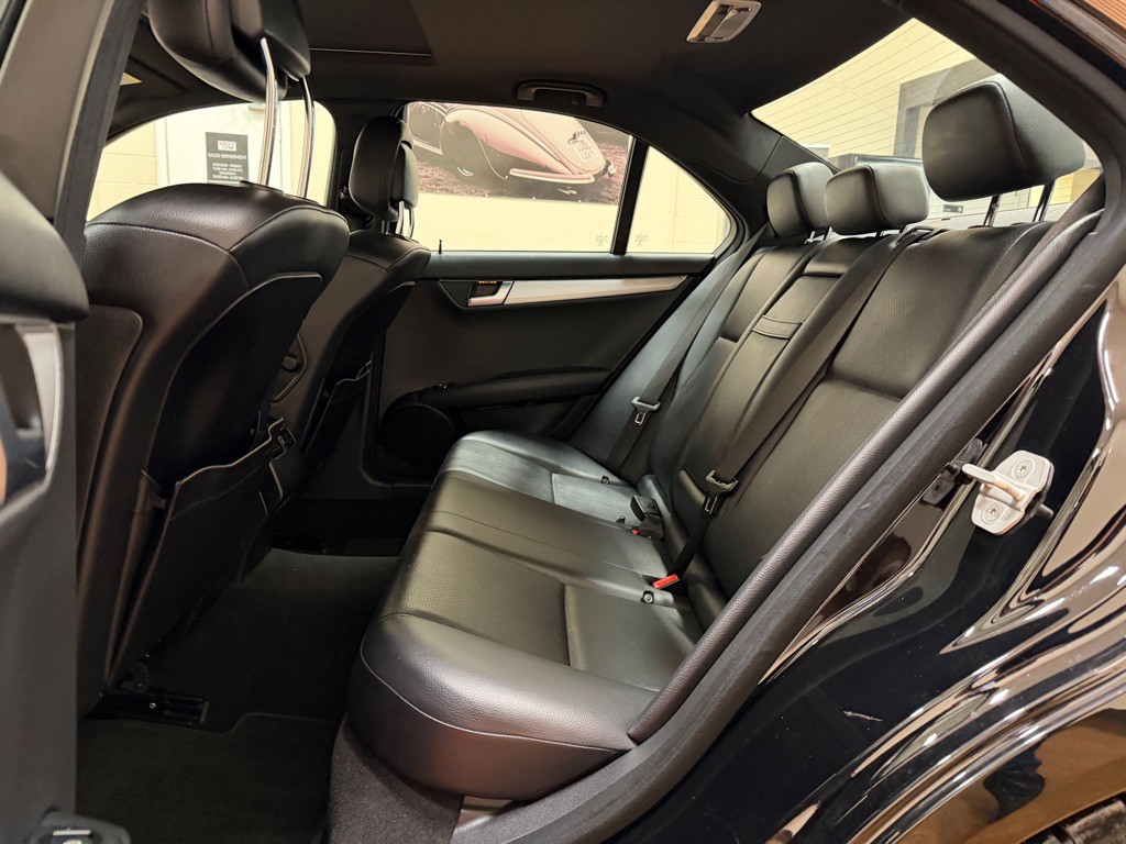 2014 Mercedes-Benz C-Class Image 29