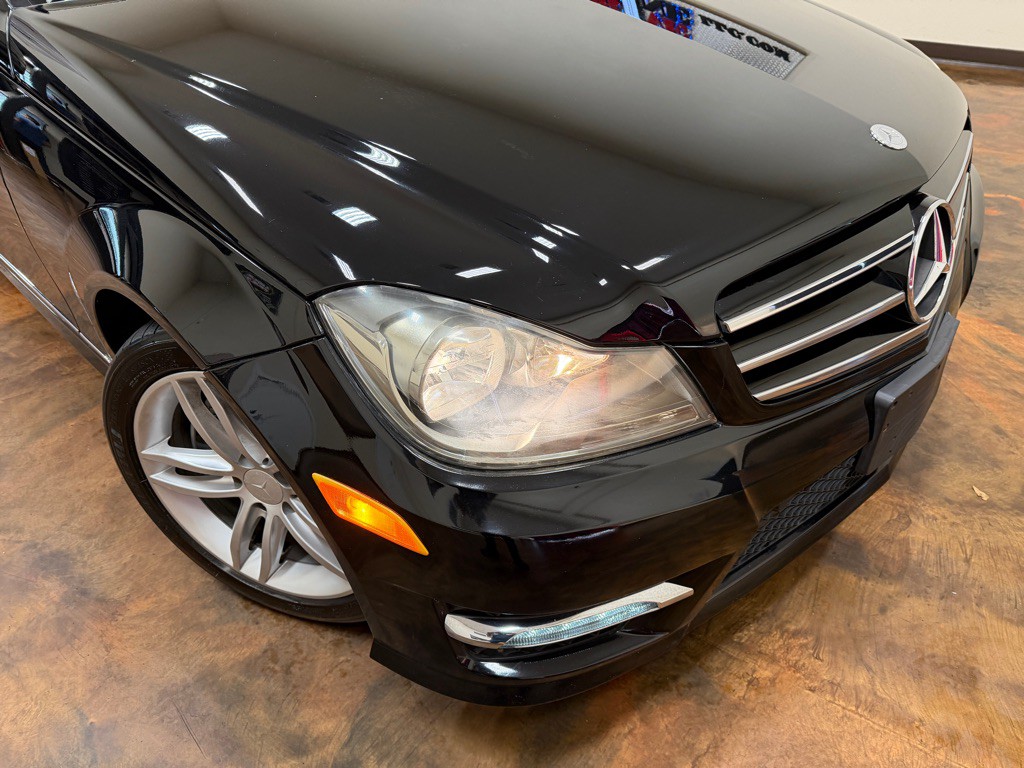2014 Mercedes-Benz C-Class Image 38