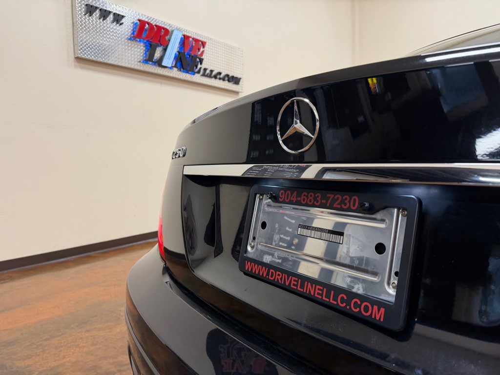 2014 Mercedes-Benz C-Class Image 40