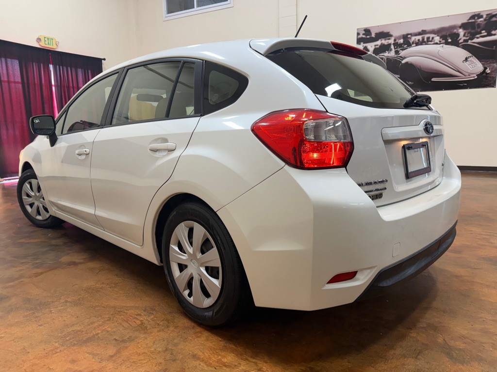 2013 Subaru Impreza Image 2
