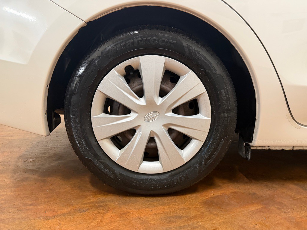 2013 Subaru Impreza Image 12