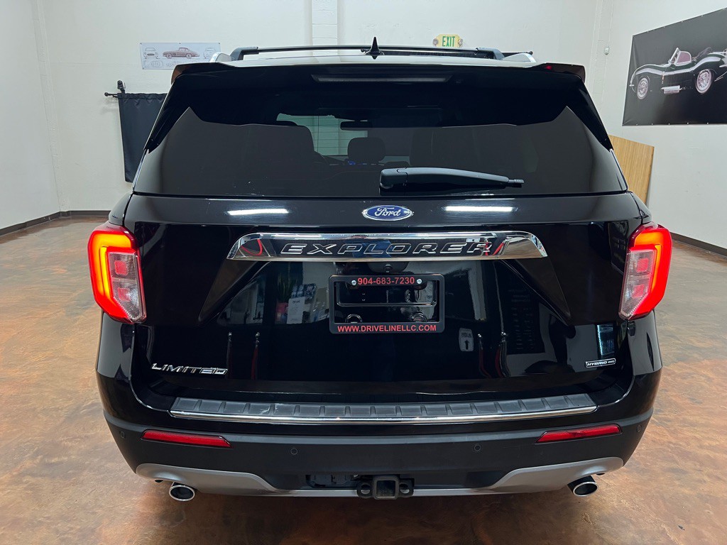 2020 Ford Explorer Image 8