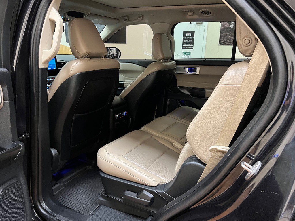 2020 Ford Explorer Image 18