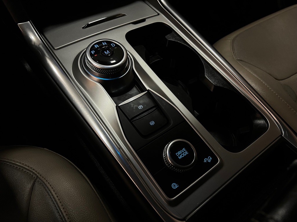 2020 Ford Explorer Image 36