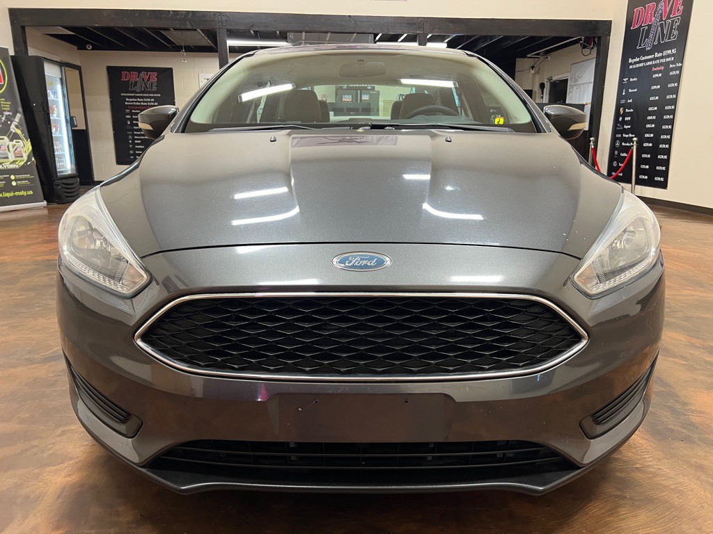 2017 Ford Focus Image 4