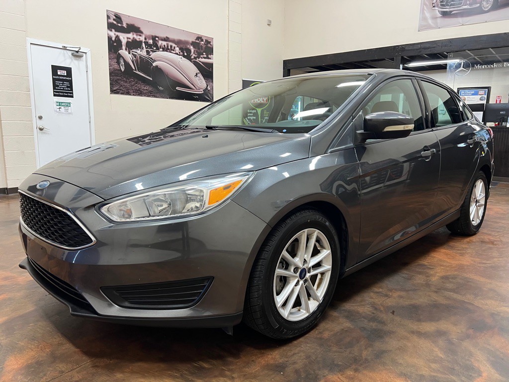2017 Ford Focus Image 5