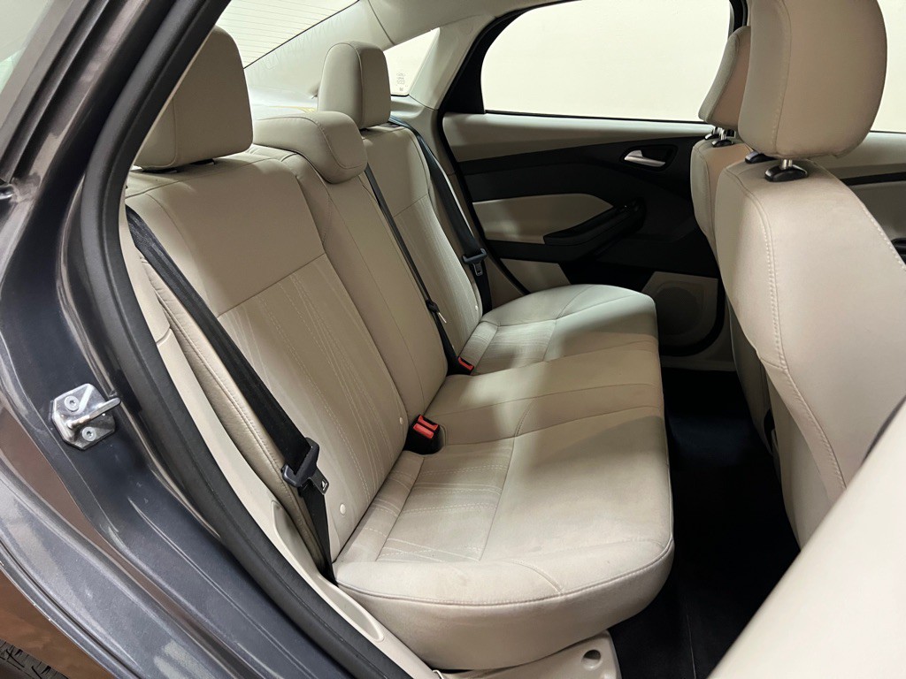 2017 Ford Focus Image 20
