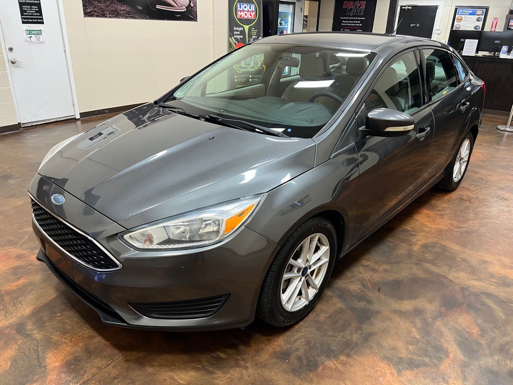 2017 Ford Focus Image 40