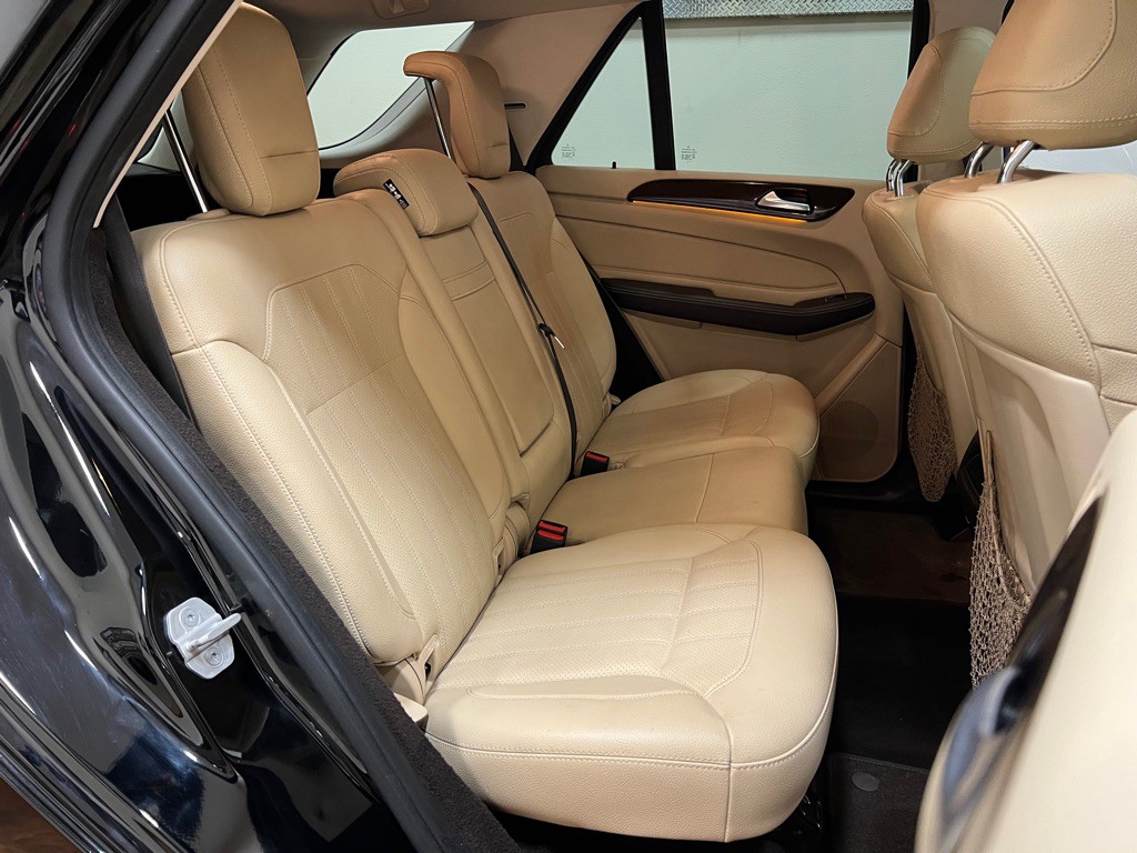 2016 Mercedes-Benz GLE-Class Image 20