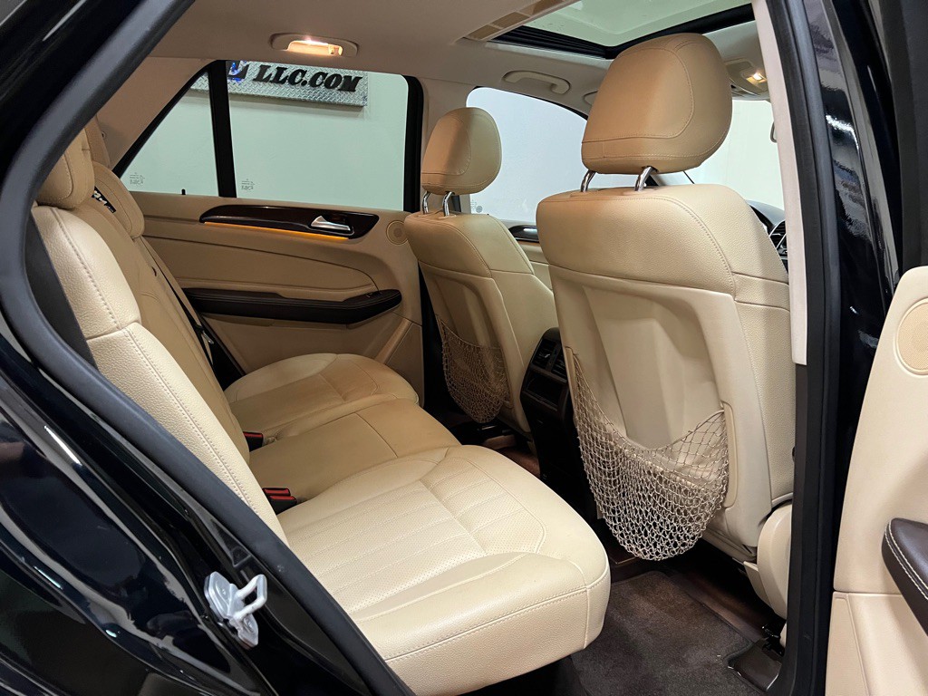 2016 Mercedes-Benz GLE-Class Image 21